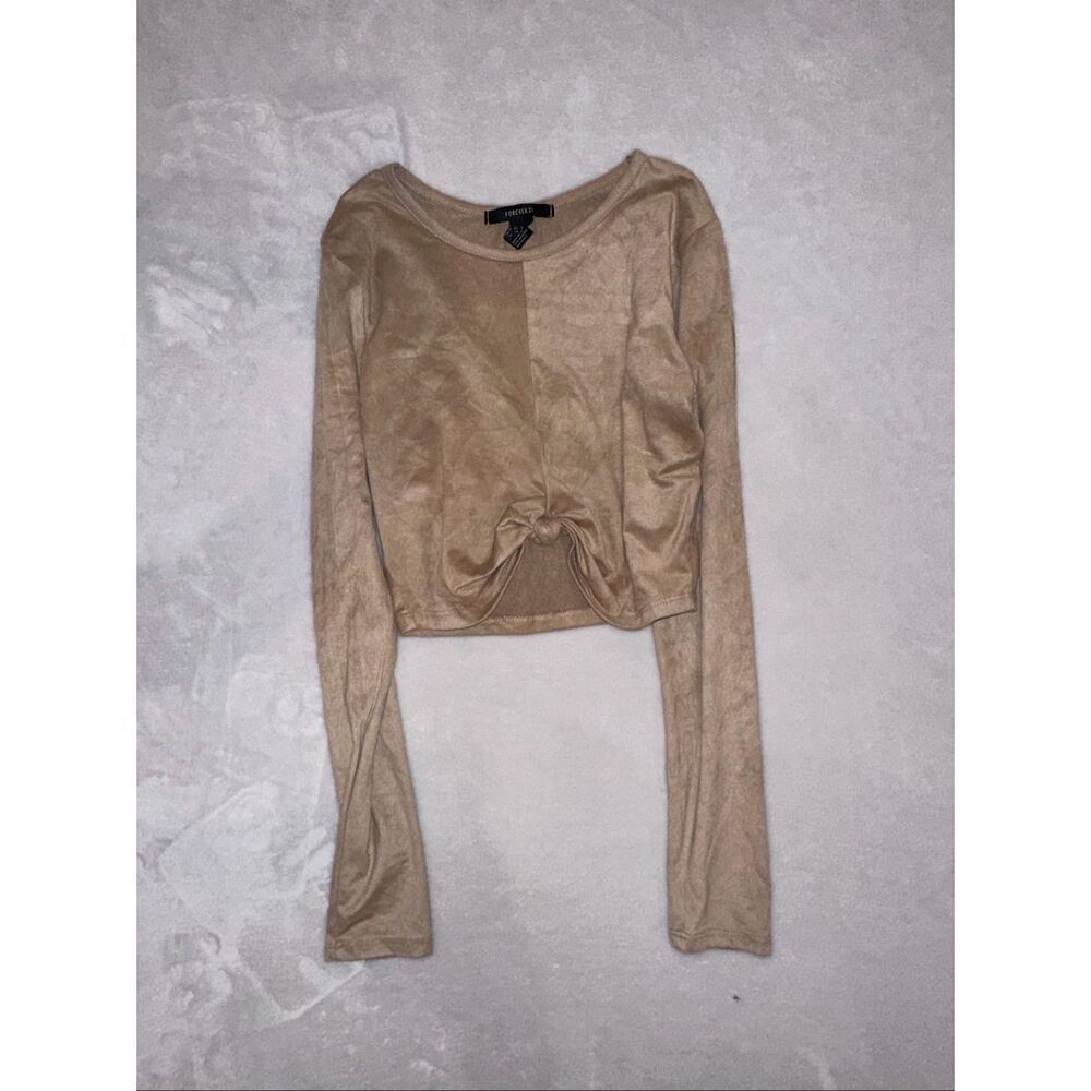 Size small women’s tan long sleeve cropped top